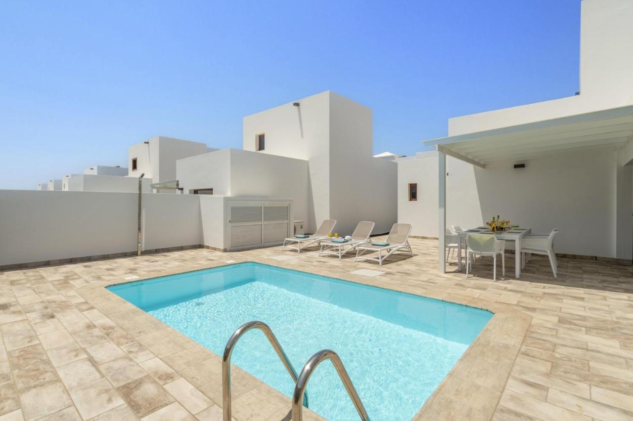 Villa Matilde By Villa Plus Плая Бланка Екстериор снимка