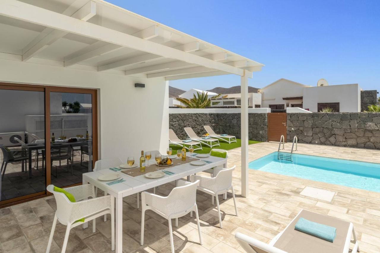 Villa Matilde By Villa Plus Плая Бланка Екстериор снимка